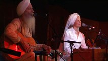 Snatam Kaur - Guru Ram Das Live - Sat Nam Fest 2010