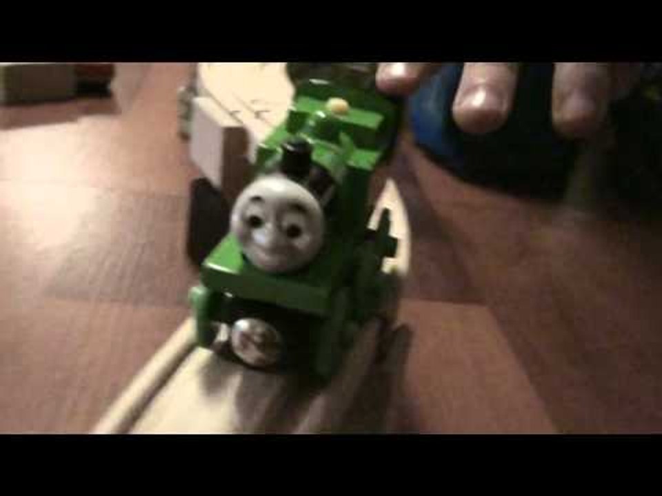Thomas the Train, Oliver and Fergus try to stop Percy