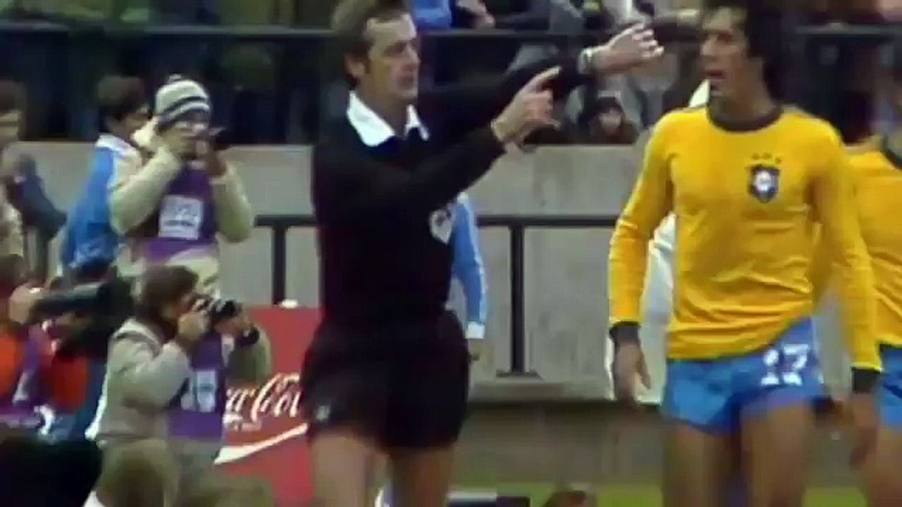 Zico se propone como candidato a la FIFA ante la renuncia de Blatter