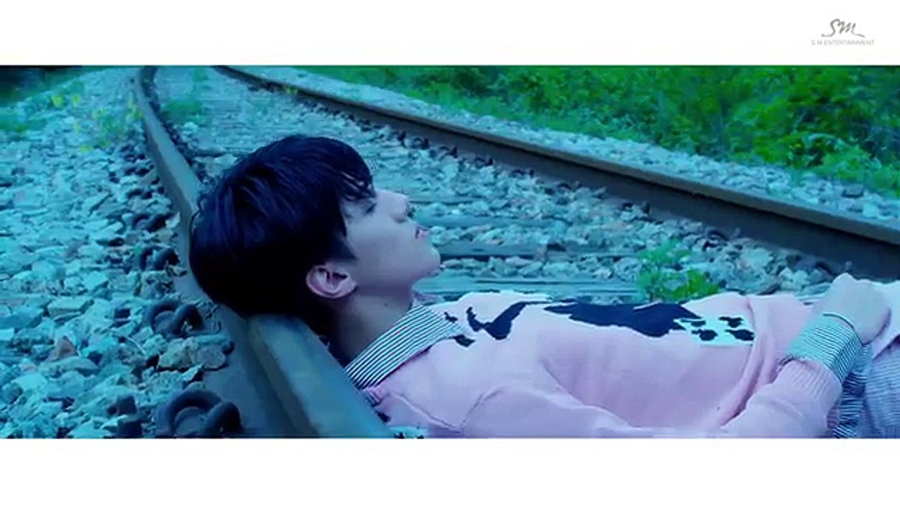 EXO-LOVE ME RIGHT (漫遊宇宙)