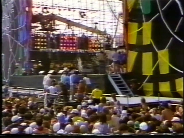 Madonna - Live Performance - Live Aid Concert - 1985 - Into The Groove