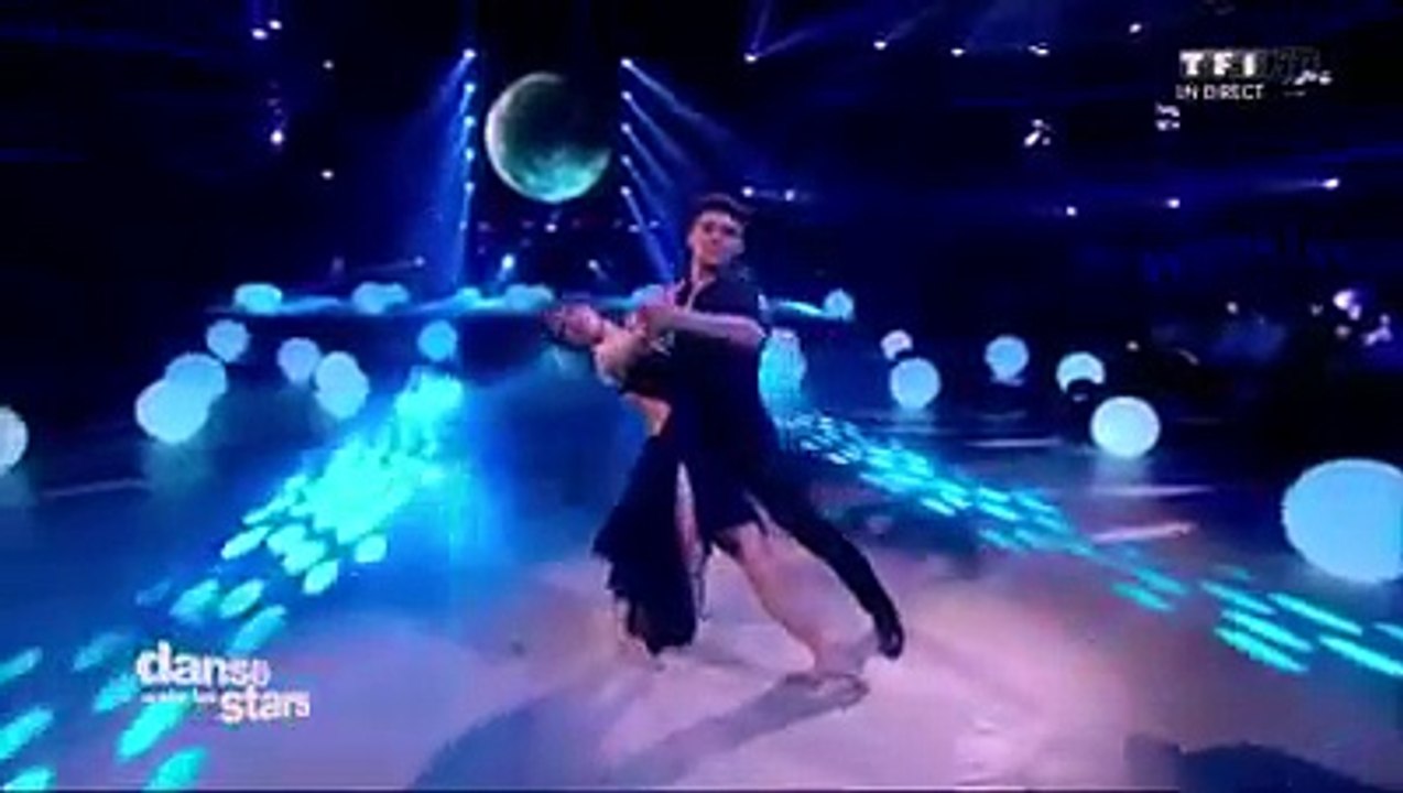 Rayane Bensetti - Rumba/Valse "Fais moi une place"
