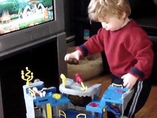 Eric & Phoebe (poodle) watch Wonder Pets Save the Poodle