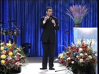 ex-pastor evangelico  se confiesa con un cura  FERNANDO CASANOVA