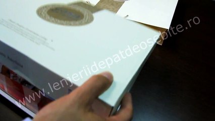 Lenjerii satinate cu trandafiri din 6 piese