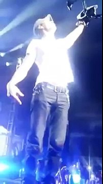 Enrique Iglesias herido por dron Tijuana