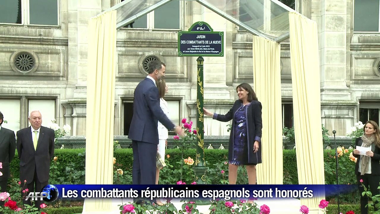 Paris: le couple royal espagnol et Hidalgo inaugurent un jardin de mémoire