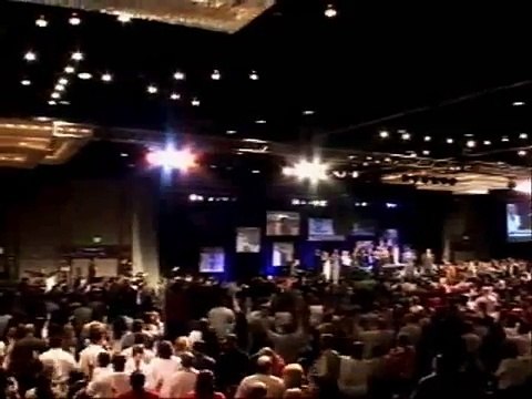 Benny Hinn sings Songs of the Holy Spirit