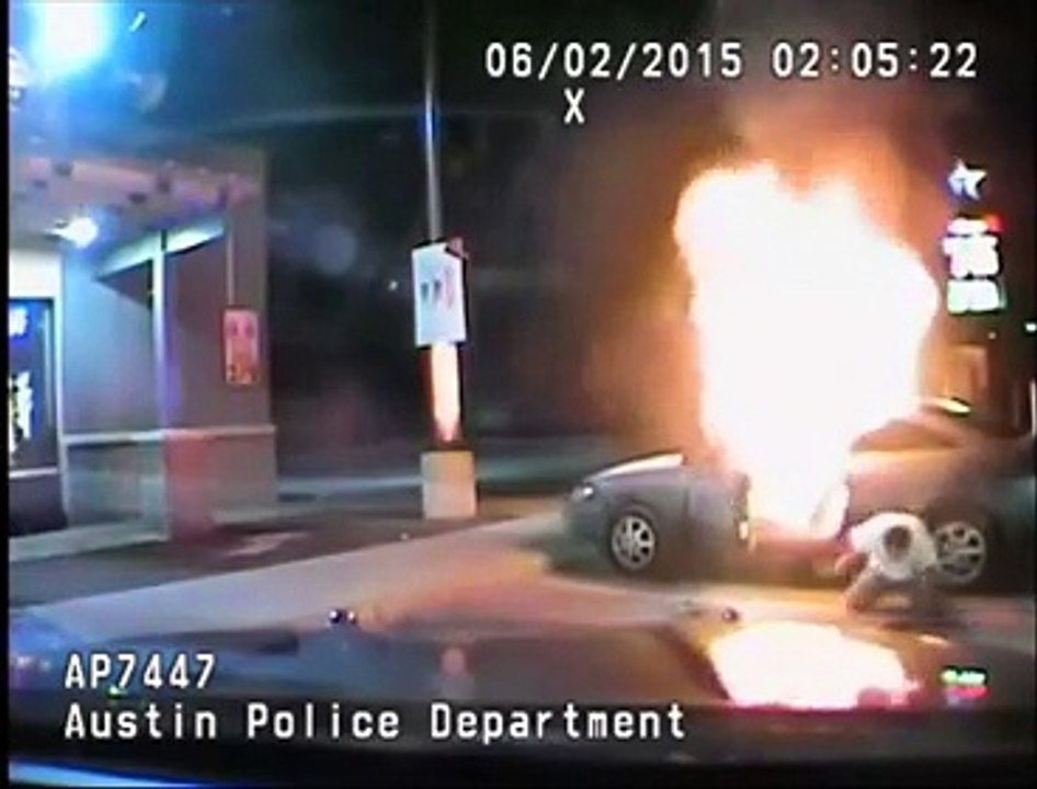 Un homme fait exploser sa voiture pendant son arrestation