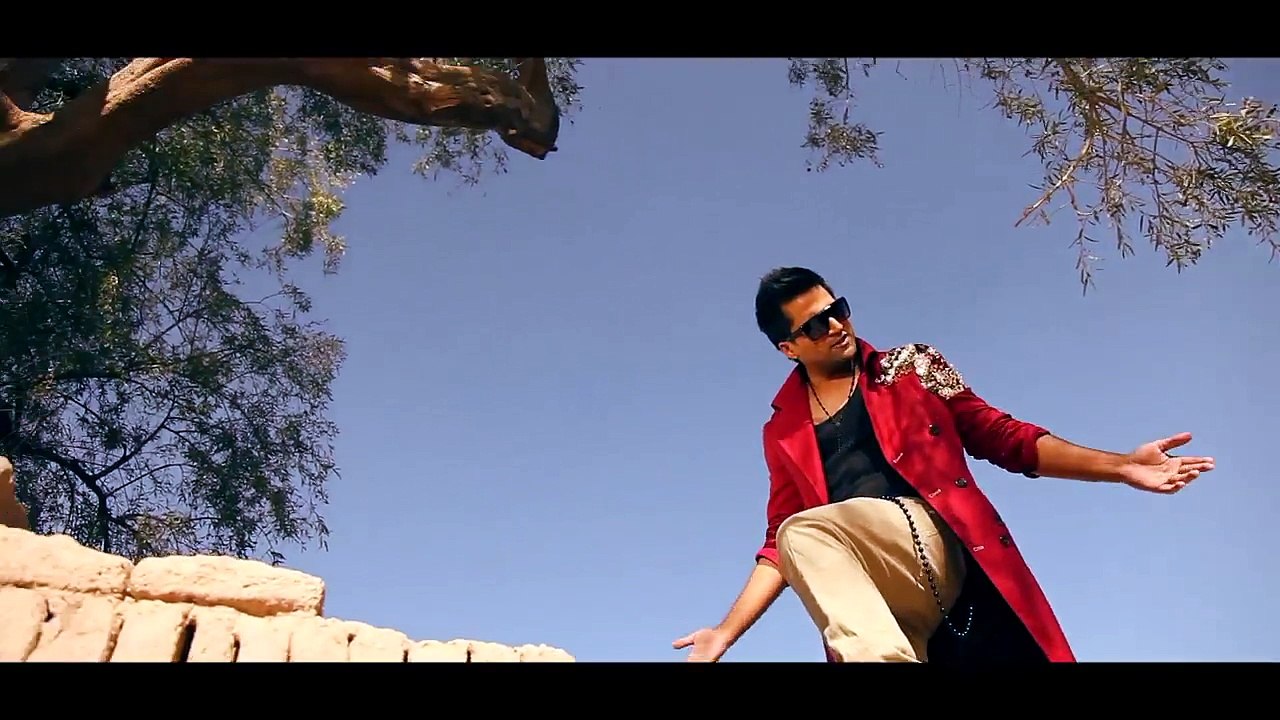 Mujh Main Hai Tu Falak