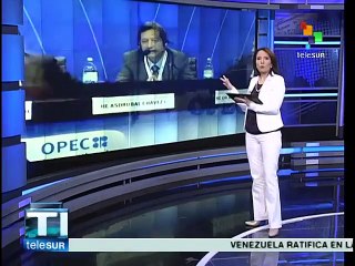 Ministro saudí: Mercado petrolero cómodo con el riesgo de conflictos