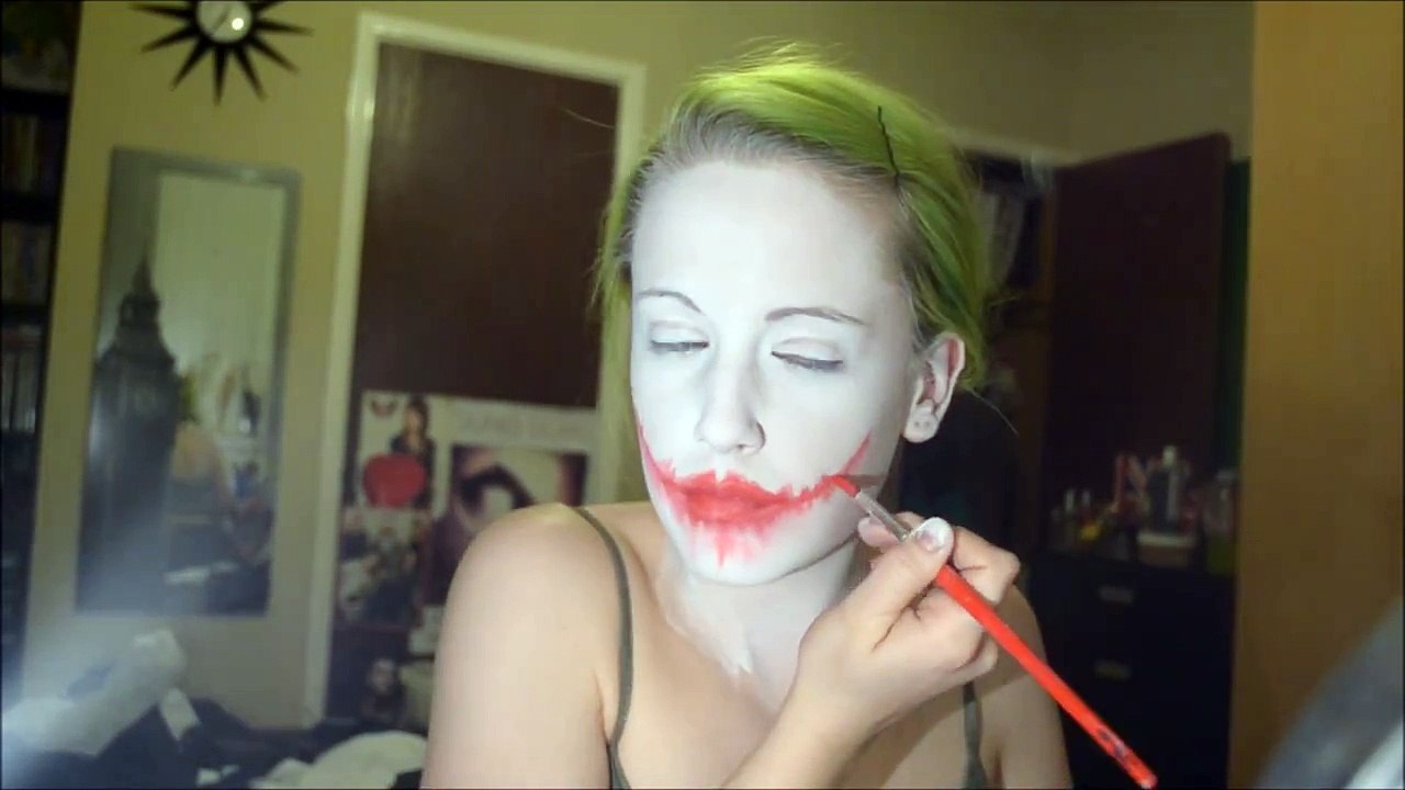 Joker (Female) Make-up Tutorial Time Lapse