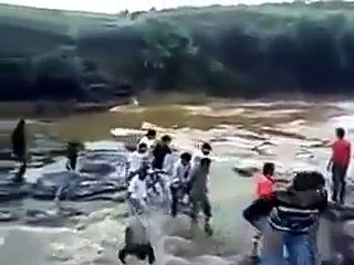 Live 5 people drowned due to flash flood occurred in indore patalpani