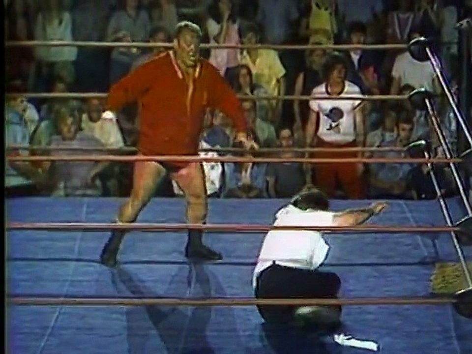 IWA Classic Wrestling  #9