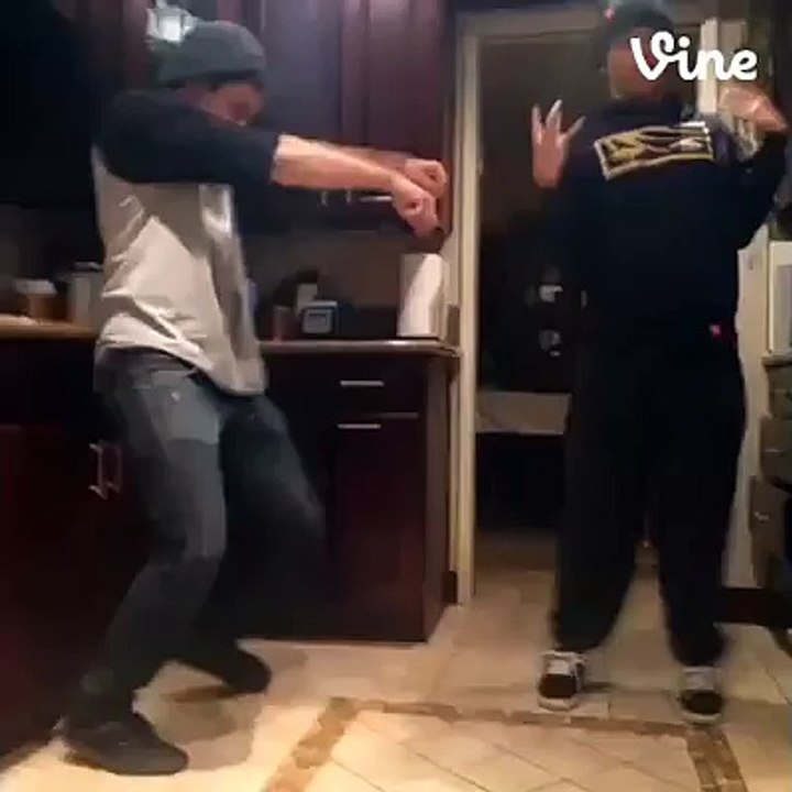 Charlie Brown Remix by jasonmendezhoe?syndication=228326