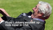 Ruud Lubbers struikelt op rode loper in Chili