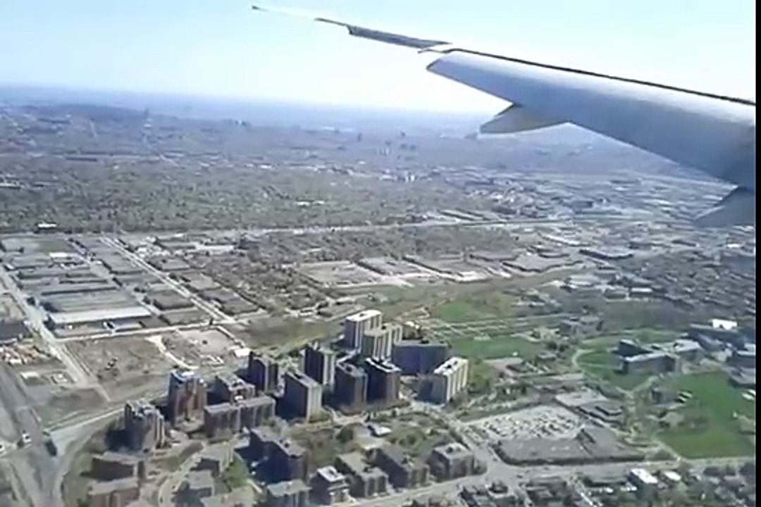 28 Avril 2012 Vol Air Canada 871 CDG YUL Landing Montreal Trudeau Boeing 777-300ER