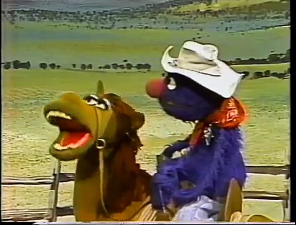 Classic Sesame Street - Marshal Grover Counts Backwards