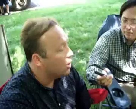 The Epoch Times interviews Alex Jones Bilderberg 2008 pt2