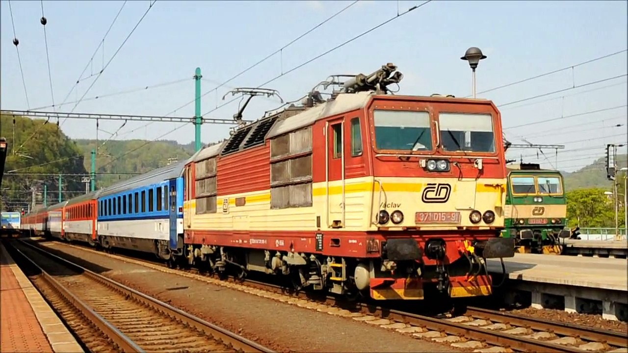 EC 177 von Berlin nach Prag bei Decin am 23.04.2011