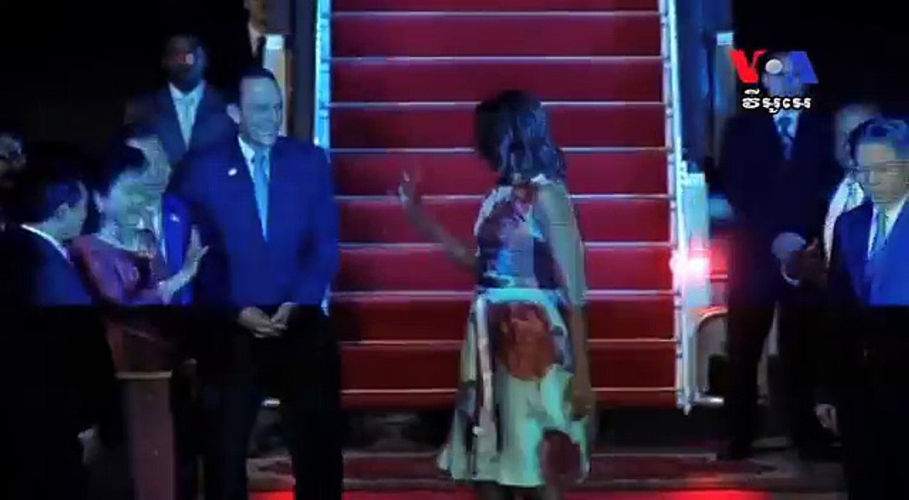 U.S. First Lady Michelle Obama Arrived Siem Reap ​លោកស្រី​មីសែល អូបាម៉ា​បាន​ទៅដល់​ខេត្ត​សៀមរាប​