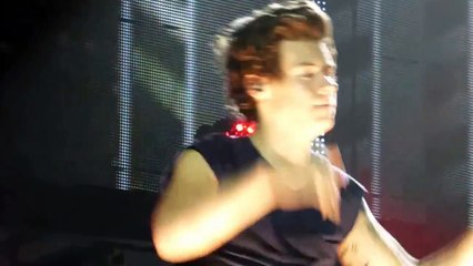 One Direction, Rock Me Live ,Take Me Home Tour, Front Row