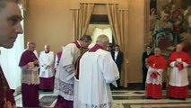 Un fulmine San Pietro proprio nel giorno dell'annuncio delle dimissioni di papa Benedetto XVI