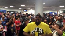The Lion King & Aladdin Broadway Casts Airport Sing-Off