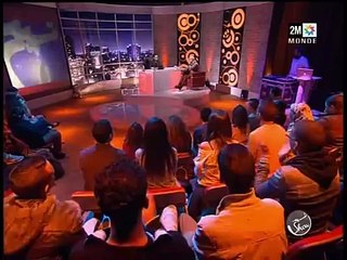 دوزي يغني بجميع اللغات في رشيد شو rachid show
