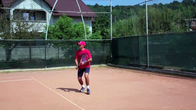 tennis lesson: one handed backhand (progression drills)