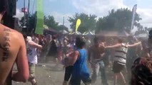 Mosh Pit Knocked Out : crazy fail during Vans Warped tour festival