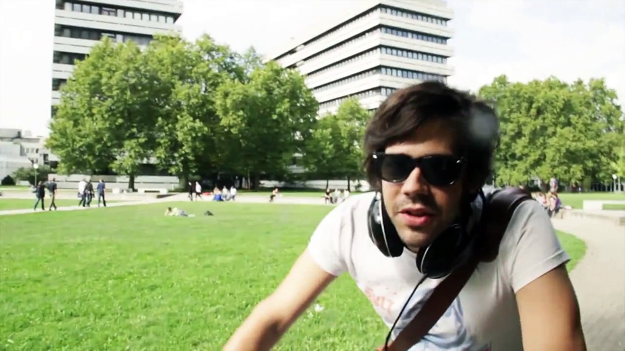Hey Karlsruhe! What Song Are You Listening To?