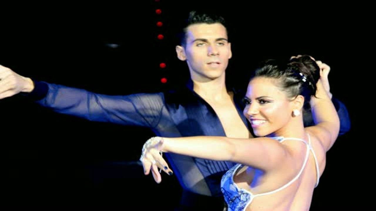 Dance like nobody’s watching – Jive