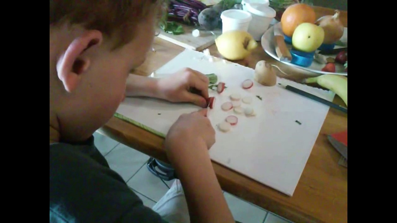 L'AMAP fête ses 10 ans : réalisations des enfants et des jeunes.