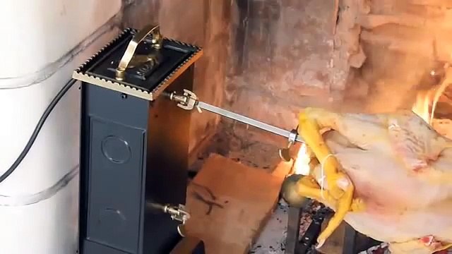 Tourne-broche électrique de cheminée