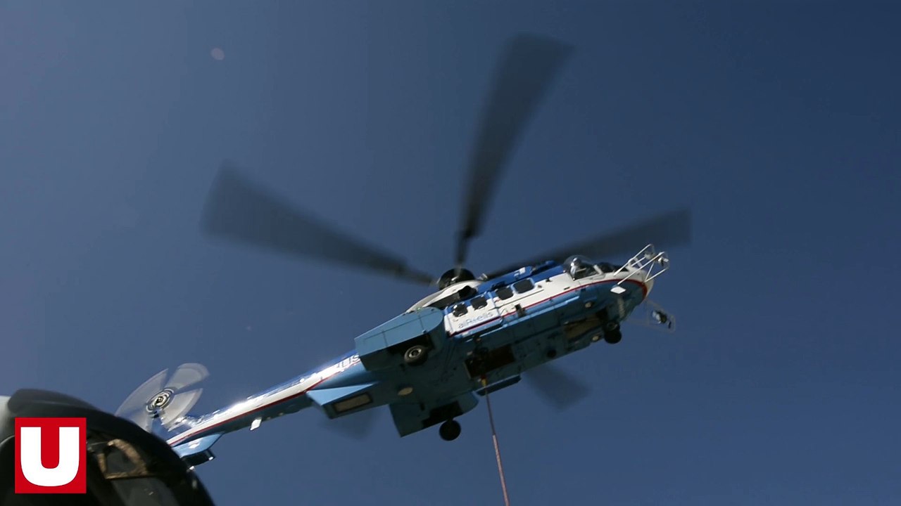 Quatre-vingts pylônes héliportés par le Super Puma autour de Reims