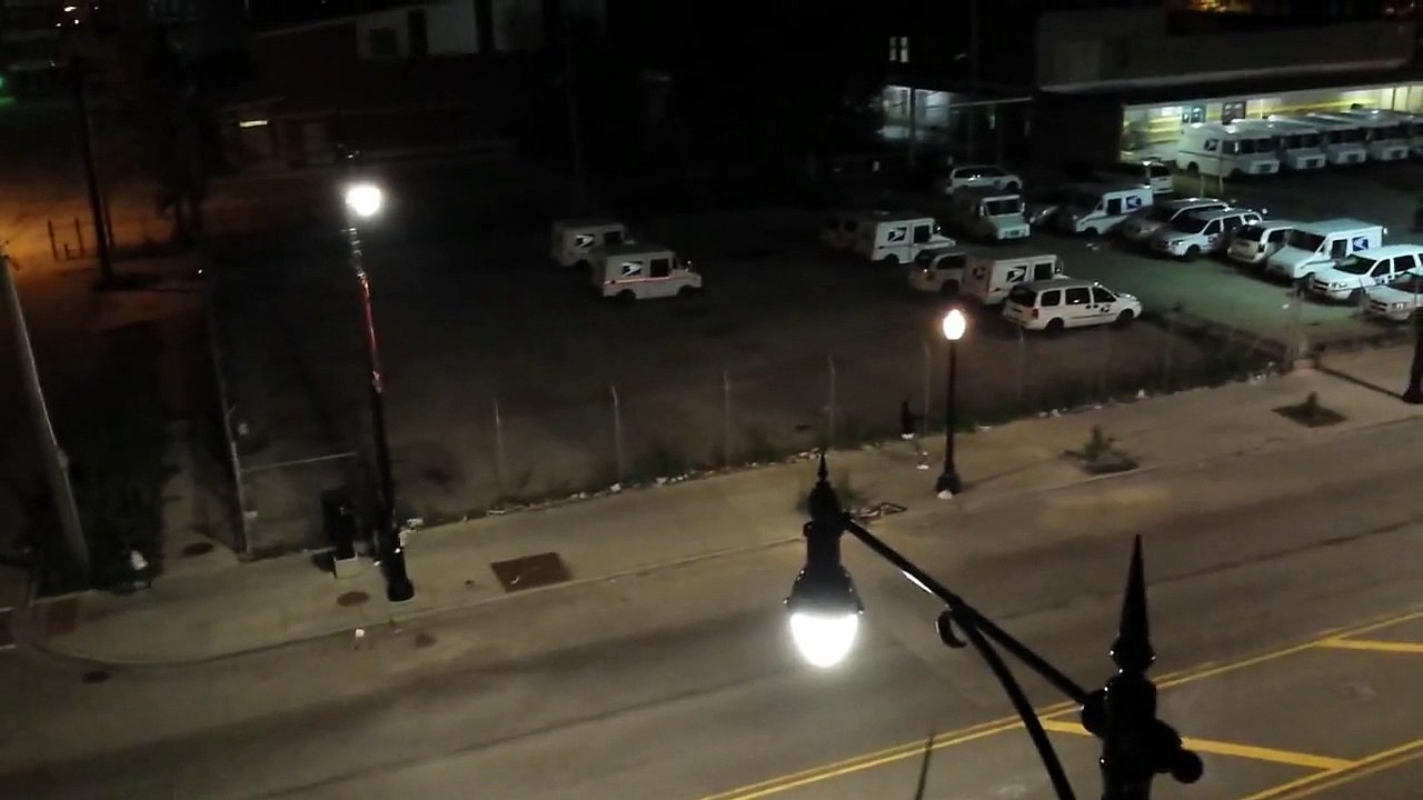 Quand 2 Gangs de Chicago s'Affrontent avec des.. Feux d'Artifice !