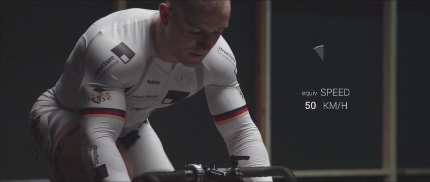 Faire marcher un grille pain grâce à un vélo : cycliste pro VS grille pain