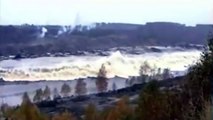 Tsunami caused by a blast-triggered landslide