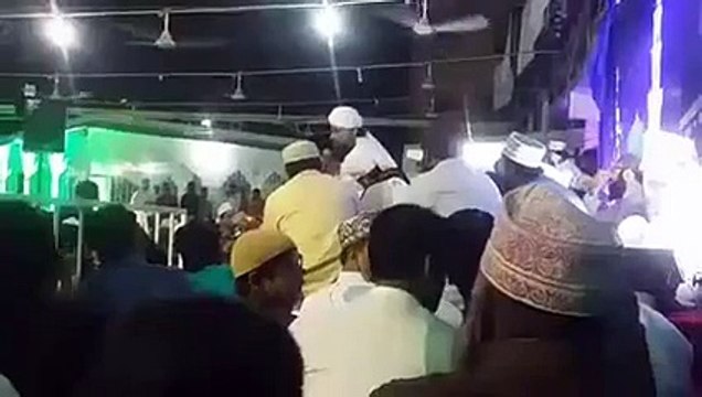 Muhammad Owais Raza Qadri at Mehfil e Meraj 16 May 2015