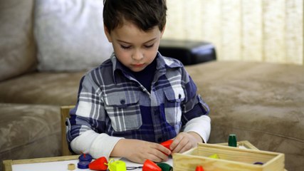 Autisme : qui consulter en cas de suspicion ?