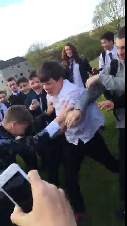 Ca rigole pas dans les écoles privées en angleterre