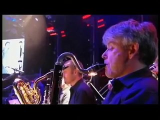 Dame Shirley Bassey - I'm Still Here (2009)