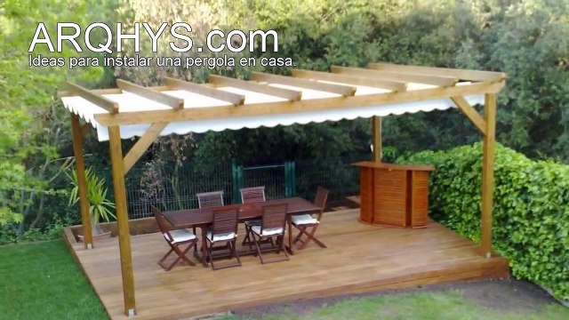 Pergolas de madera y policarbonato