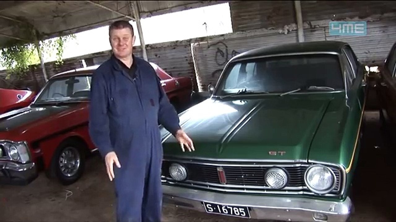 Aussie muscle cars found in massive chook shed in the outback pt1