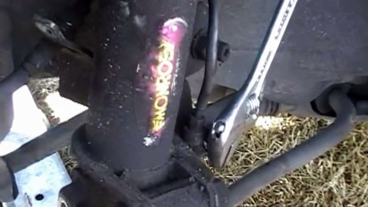 Changing Shocks / Struts  Tarago, Previa, Estima, TCR