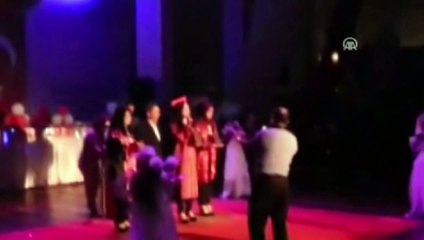 Lise öğrencisinin ikincilik protestosu