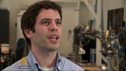 First handshake between space and Earth