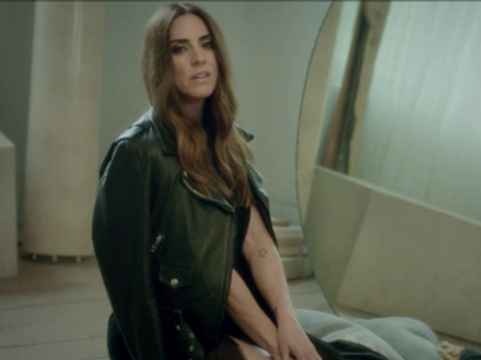 Matt Cardle feat. Melanie C - Loving You