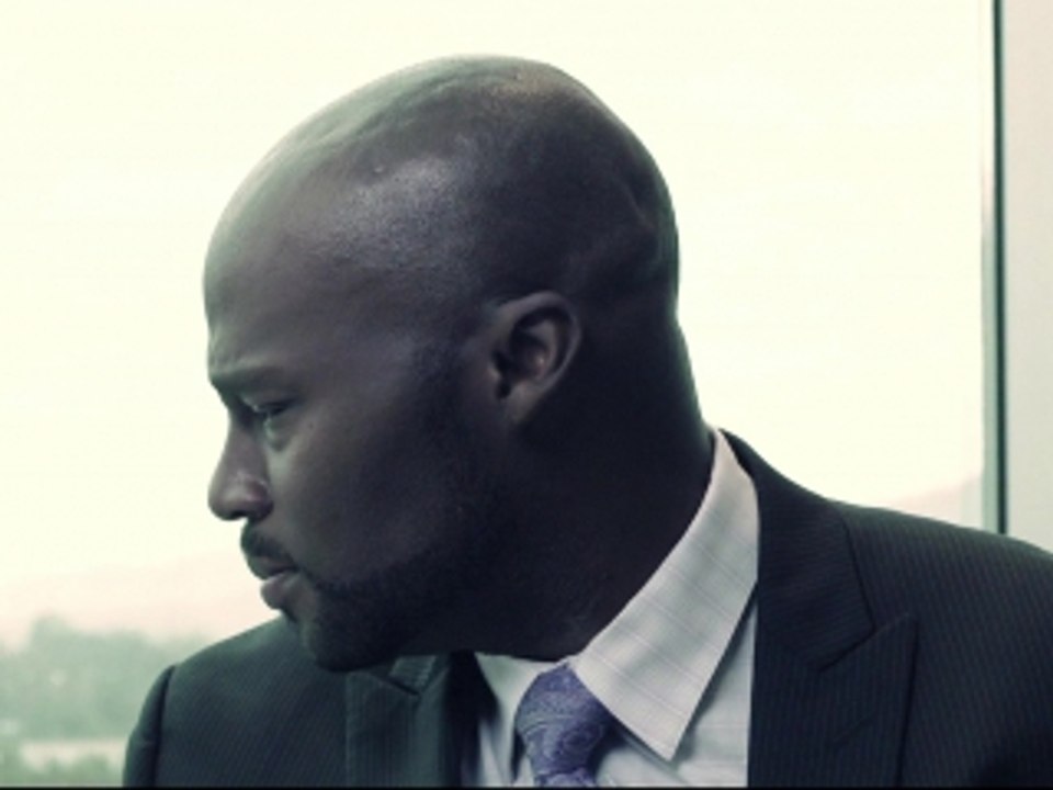 T-Shaw - Live Throughout This Pain